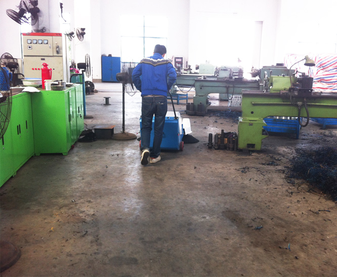 電動掃地機案例-鑄造車間 電動掃地機案例-鑄造車間